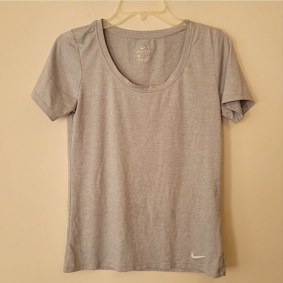 NIKE DRI-FIT Gray Scoop neck Tee - Picture 1 of 4